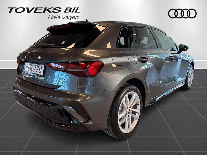 Ny Audi A3 Sportback e-tron Comfort 2026 Grå Halvkombi