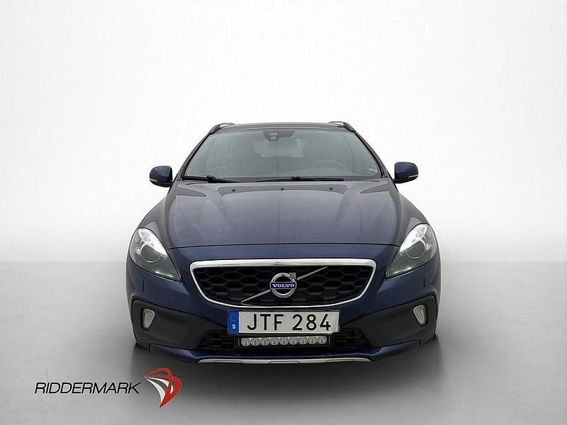Begagnad Volvo V40 CC Ocean Race 120 HK (88 kW) 2016 Blå Kombi