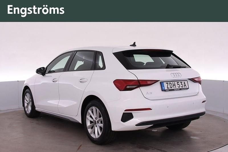 Begagnad Audi A3 Proline 150 HK (110 kW) 2022 Ibisvit Sedan