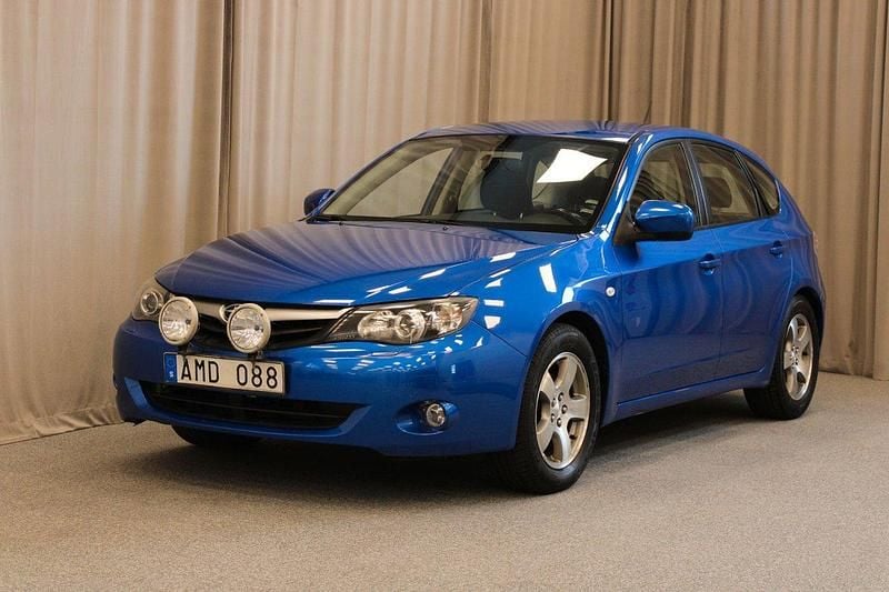 Blå Begagnad 2010 Subaru Impreza Halvkombi | 59 900 kr (Marknadspris) - Bild 1/4