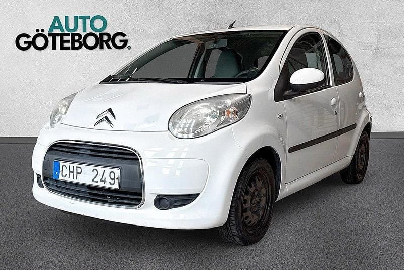 Vit Begagnad 2009 Citroën C1 Halvkombi | 24 900 kr (Marknadspris) - Bild 1/3