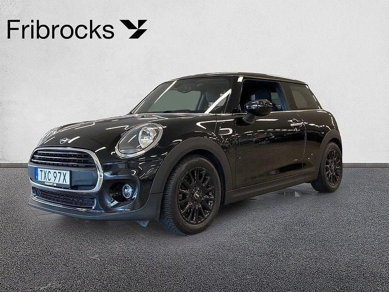 Svart Begagnad 2019 Mini ONE Halvkombi | 149 800 kr (Marknadspris) - Bild 1/4
