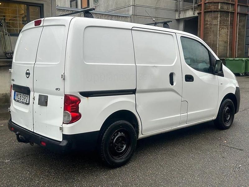 Begagnad Nissan NV200 90 HK (66 kW) 2015 Vit Minibuss