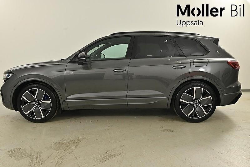 Ny VW Touareg R 2026 Grå SUV