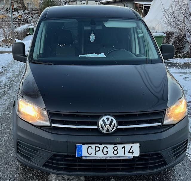 Vit Begagnad 2018 VW Caddy Maxi Minibuss | 100 000 kr (Superpris) - Bild 1/4