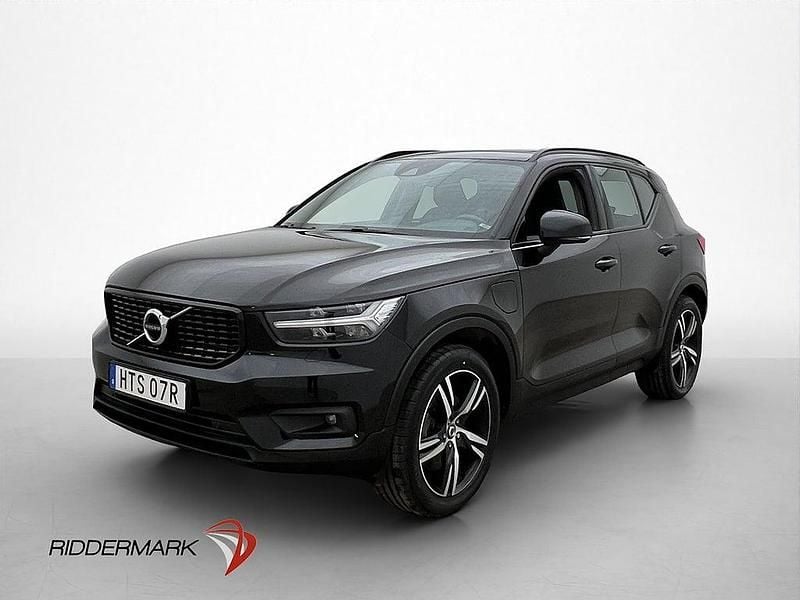Begagnad Volvo XC40 R-Design 179 HK (131 kW) 2019 Svart SUV