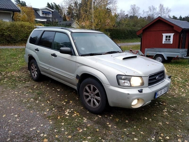 Gul Begagnad 2005 Subaru Forester SUV | 4 000 kr (Marknadspris) - Bild 1/3