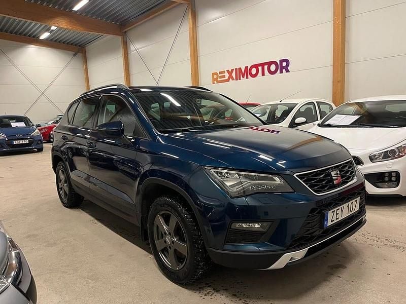 Begagnad Seat Ateca Ecomotive 116 HK (85 kW) 2018 Mörkblå SUV