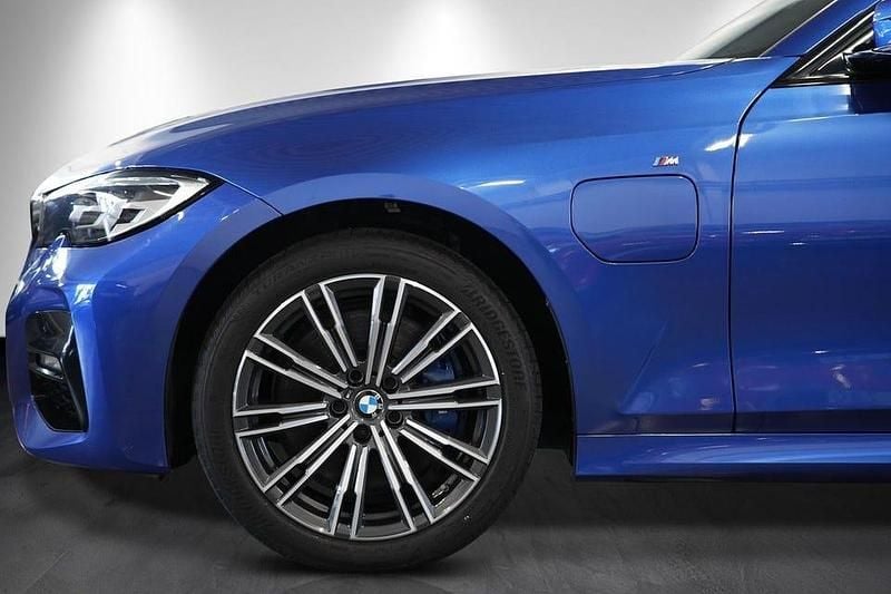Begagnad BMW 330 M Sport 292 HK (214 kW) 2020 Blå Sedan