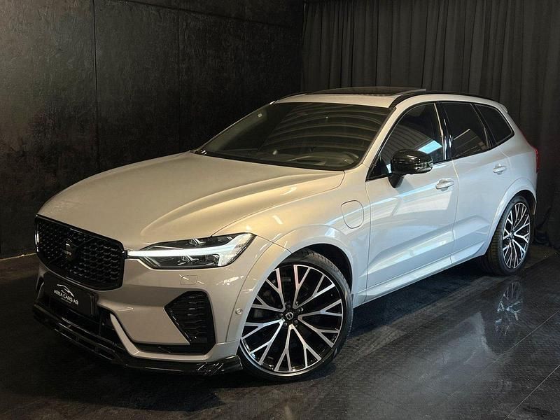 Silver Begagnad 2021 Volvo XC60 R-Design SUV | 539 500 kr (Dyr) - Bild 1/4