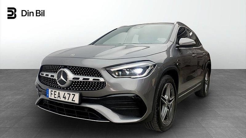 Mörkgrå Begagnad 2020 Mercedes GLA250 AMG SUV | 349 900 kr - Bild 1/4