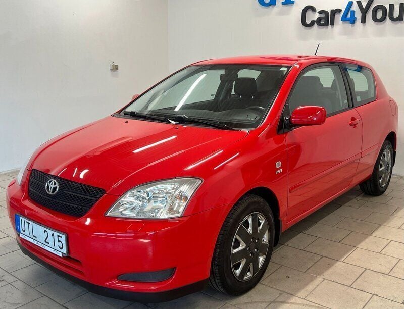 Röd Begagnad 2003 Toyota Corolla Halvkombi | 34 500 kr (Marknadspris) - Bild 1/4