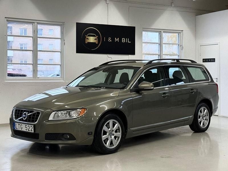 Grön Begagnad 2011 Volvo V70 Momentum Kombi | 109 900 kr (Lite dyr) - Bild 1/4