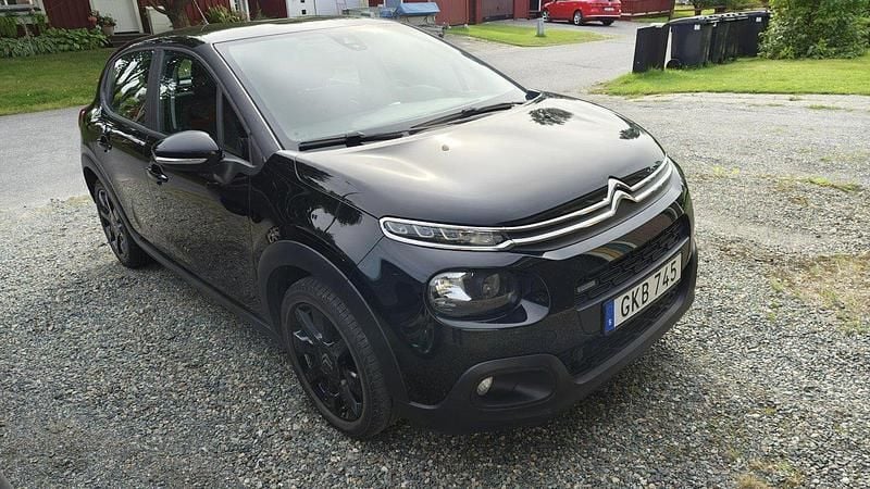 Svart Begagnad 2016 Citroën C3 Halvkombi | 75 000 kr (Marknadspris) - Bild 1/4