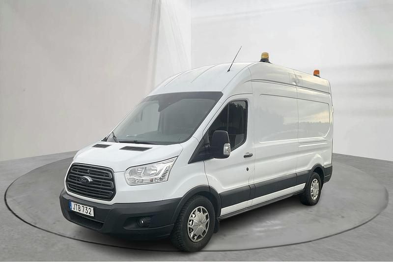 Vit Begagnad 2018 Ford Transit | 179 000 kr (Marknadspris) - Bild 1/4
