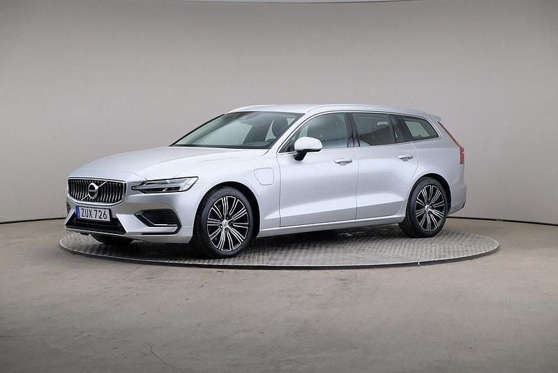 Silver Begagnad 2021 Volvo V60 Inscription Kombi | 269 000 kr (Superpris) - Bild 1/4