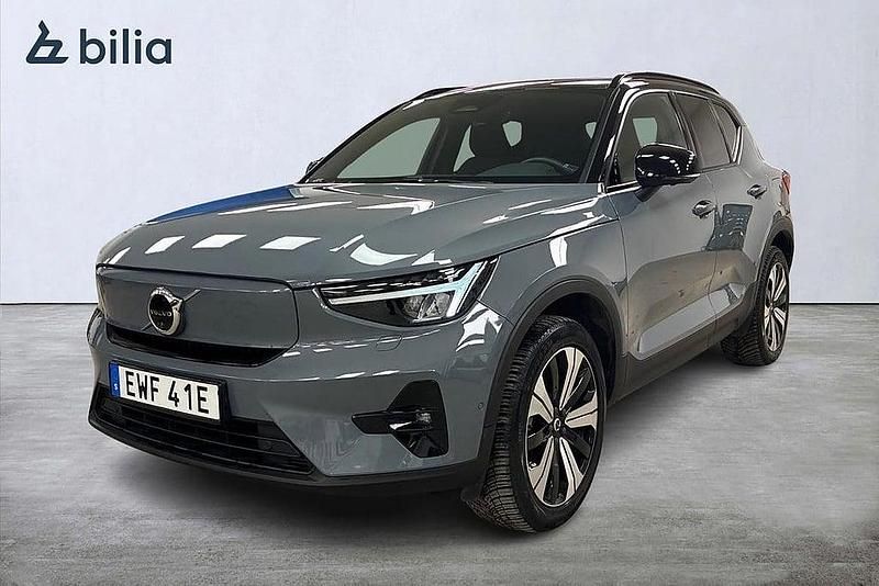 Grå Begagnad 2022 Volvo XC40 Ultimate SUV | 409 900 kr - Bild 1/3