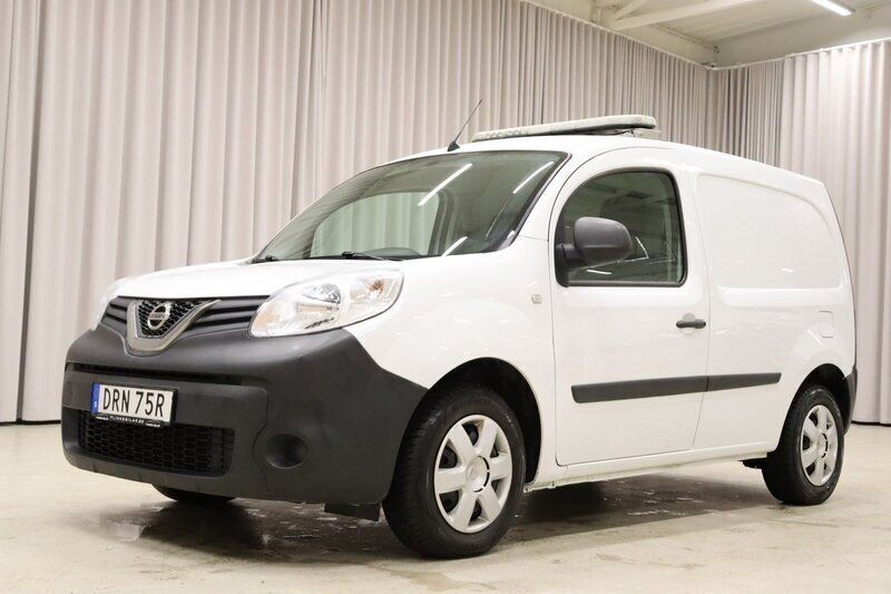 Vit Begagnad 2020 Nissan NV250 Van | 99 900 kr (Marknadspris) - Bild 1/4
