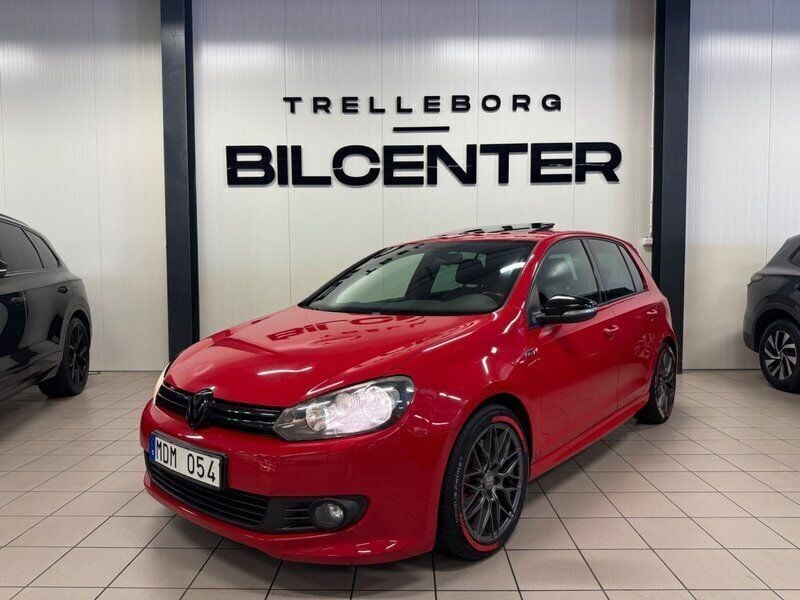 Röd Begagnad 2012 VW Golf VII GT Halvkombi | 99 900 kr (Lite dyr) - Bild 1/4