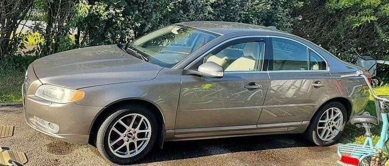Begagnad 2007 Volvo S80 Sedan | 40 000 kr (Bra pris) - Bild 1/4