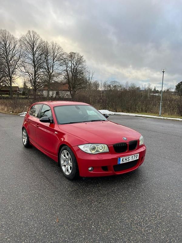 Begagnad BMW 120 163 HK (119 kW) 2007 Halvkombi