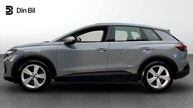Begagnad Audi Q4 e-tron Proline 150 kW (204 HK) 2022 Grå SUV