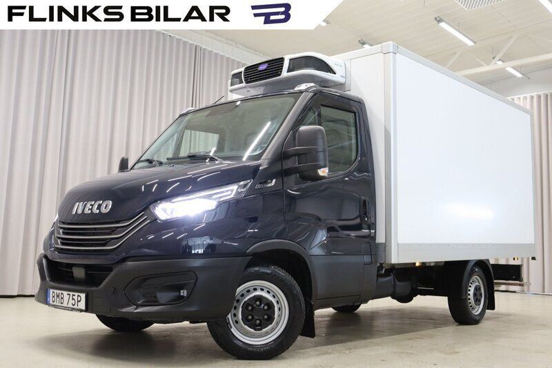 Flerfärgad Begagnad 2023 Iveco Daily Van | 354 900 kr (Superpris) - Bild 1/4
