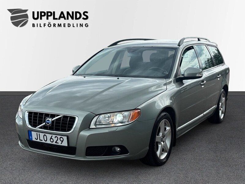 Ljusgrön (grön) Begagnad 2008 Volvo V70 Momentum Kombi | 79 900 kr (Marknadspris) - Bild 1/4