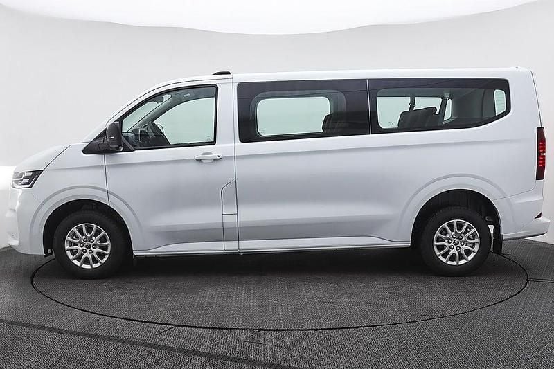 Vit Ny 2025 VW Caravelle Life Minibuss | 740 250 kr - Bild 1/4