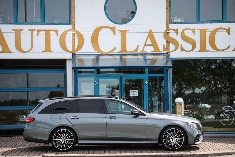 Grå metallic Begagnad 2017 Mercedes E43 AMG AMG Sedan | 379 000 kr - Bild 1/4