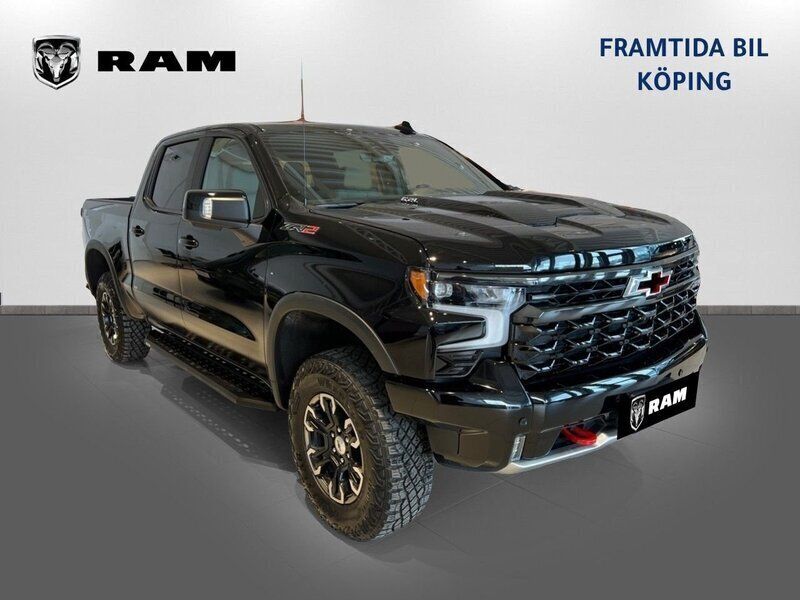 Svart Ny 2024 Chevrolet Silverado Van | 1 248 500 kr (Lite dyr) - Bild 1/4