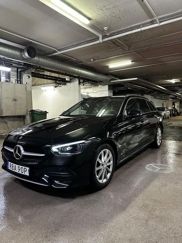 Begagnad Mercedes C200 Premium 163 HK (119 kW) 2023 Metallic Kombi