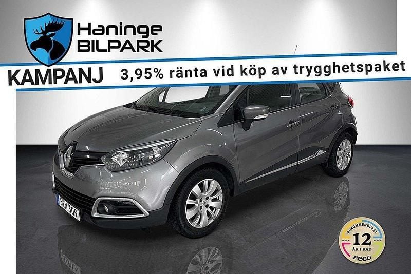 Grå Begagnad 2014 Renault Captur SUV | 64 900 kr (Marknadspris) - Bild 1/2