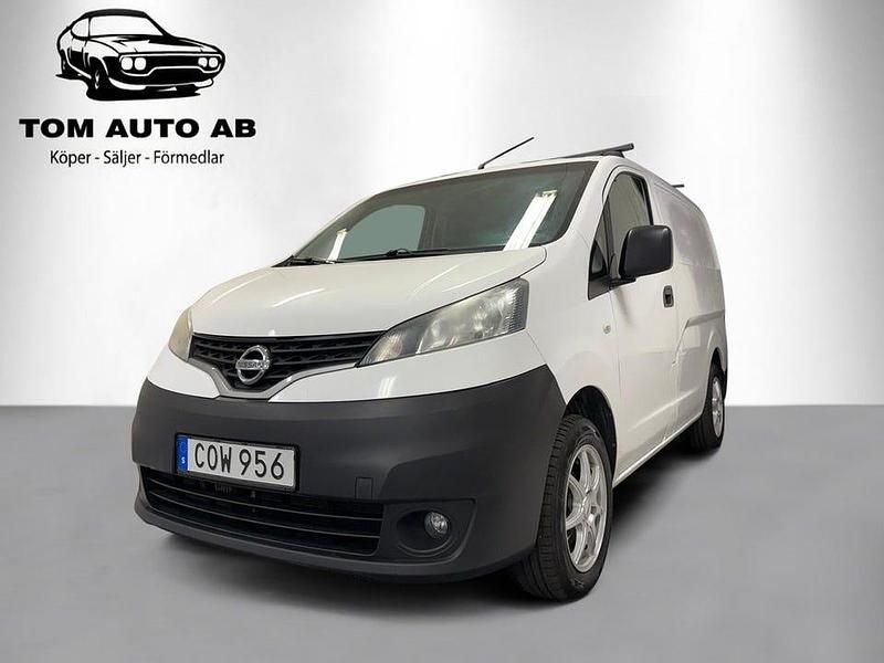 Vit Begagnad 2015 Nissan NV200 Van | 59 900 kr (Marknadspris) - Bild 1/4