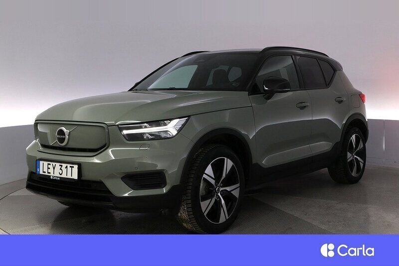 Grön Begagnad 2022 Volvo XC40 Core SUV | 314 900 kr - Bild 1/4