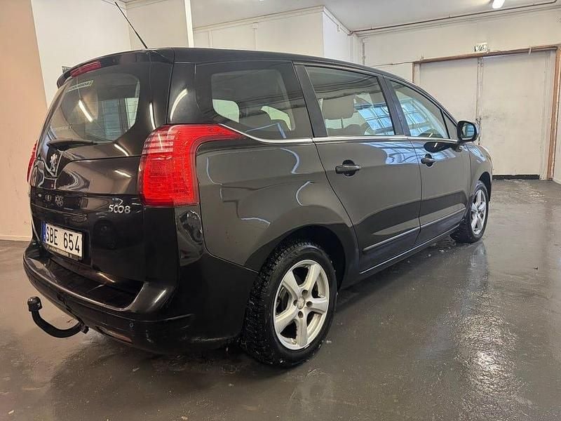 Begagnad Peugeot 5008 156 HK (114 kW) 2009 Svart Minibuss