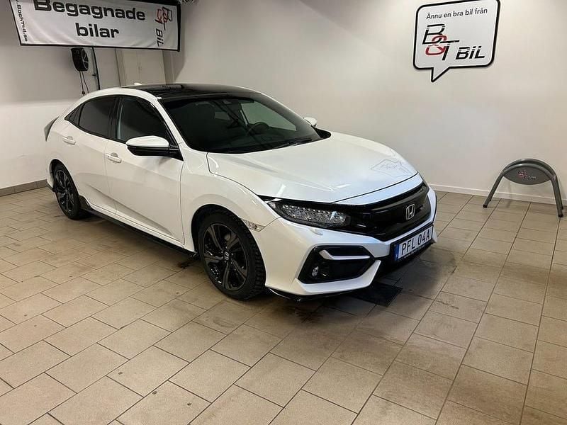 Begagnad Honda Civic Sport Plus 182 HK (133 kW) 2020 Vit Halvkombi