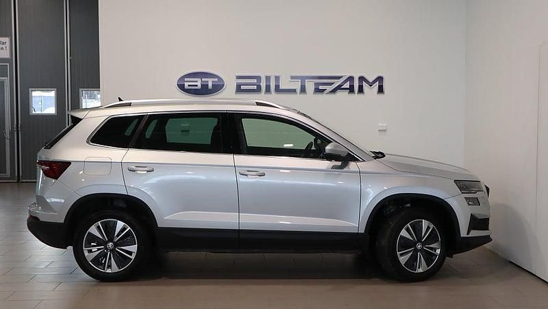 Begagnad Skoda Karoq Style 150 HK (110 kW) 2023 Reflexsilver metallic SUV