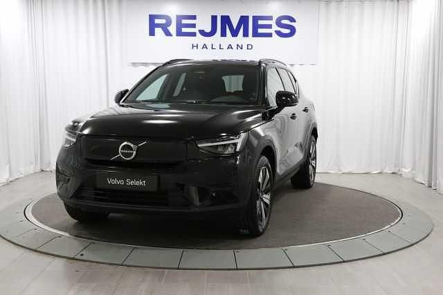 Begagnad Volvo XC40 Core 175 kW (238 HK) 2022 Svart SUV