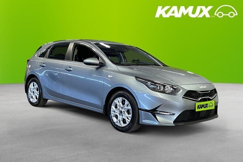 Grå Begagnad 2022 Kia Ceed Halvkombi | 189 800 kr (Bra pris) - Bild 1/3