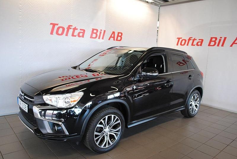 Svart Begagnad 2018 Mitsubishi ASX SUV | 139 000 kr - Bild 1/4