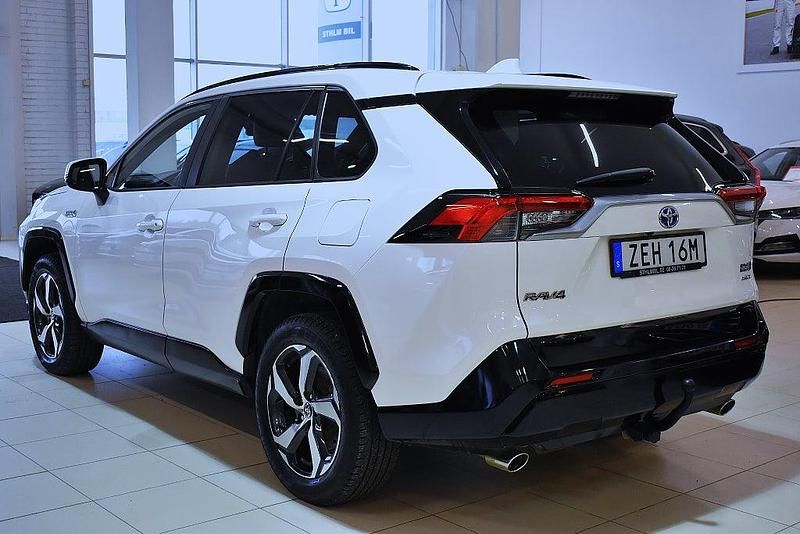 Begagnad Toyota RAV4 Hybrid Edition 185 HK (136 kW) 2022 Vit SUV