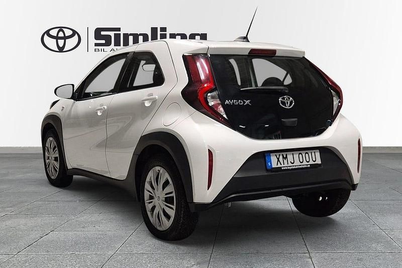 Begagnad Toyota Aygo X Play 72 HK (52 kW) 2022 Vit SUV