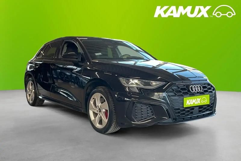 Svart Begagnad 2021 Audi A3 Sportback e-tron S-Line Halvkombi | 294 800 kr (Lite dyr) - Bild 1/4
