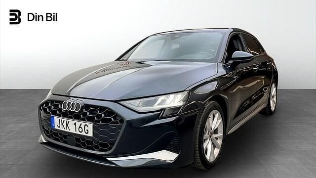 Manhattangrå metallic Begagnad 2024 Audi A3 Sportback e-tron Advanced Plus Halvkombi | 429 000 kr - Bild 1/4