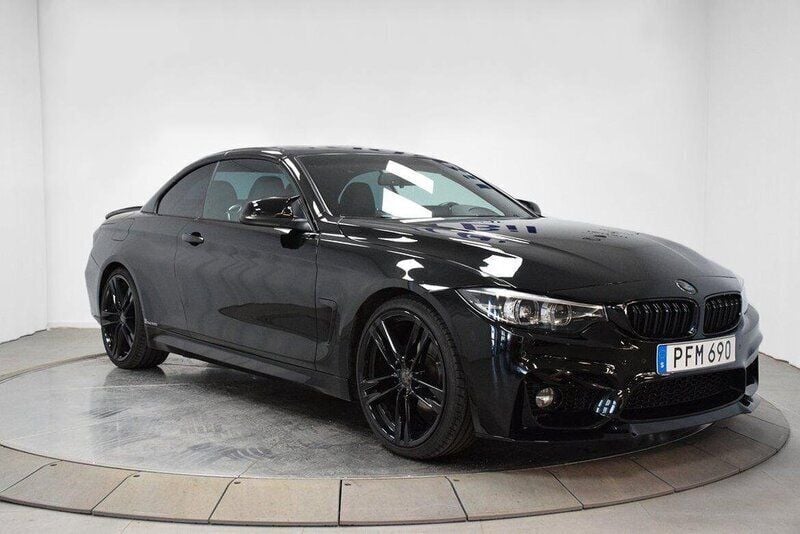 Svart Begagnad 2018 BMW 420 Performance Cab | 290 000 kr (Marknadspris) - Bild 1/4