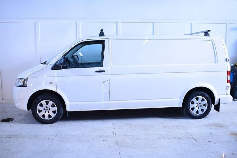 Vit Begagnad 2014 VW T5 Van | 109 900 kr (Marknadspris) - Bild 1/4