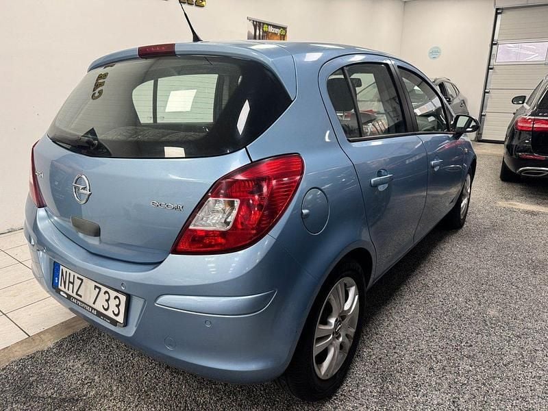 Begagnad Opel Corsa Enjoy 96 HK (70 kW) 2013 Blå Halvkombi