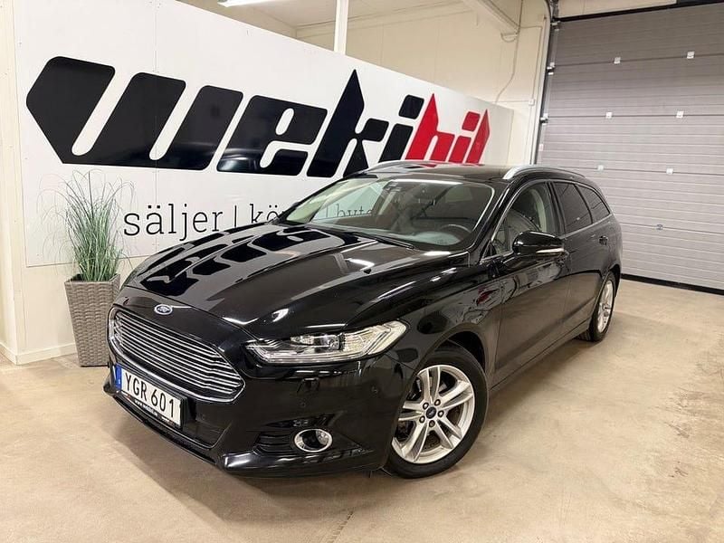 Begagnad Ford Mondeo Titanium 180 HK (132 kW) 2016 Svart Kombi
