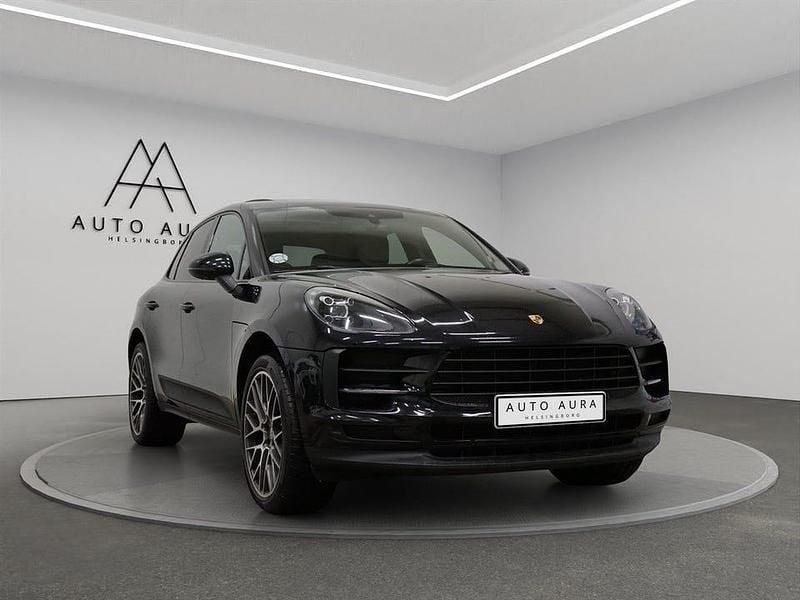 Begagnad Porsche Macan 245 HK (180 kW) 2020 Svart metallic SUV